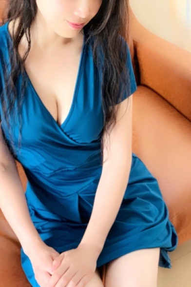 山崎まゆ